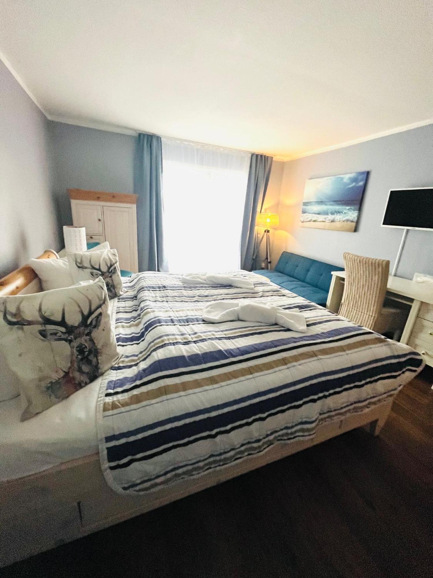 Strandhotel Vier Jahreszeiten Buckow Bagian luar foto