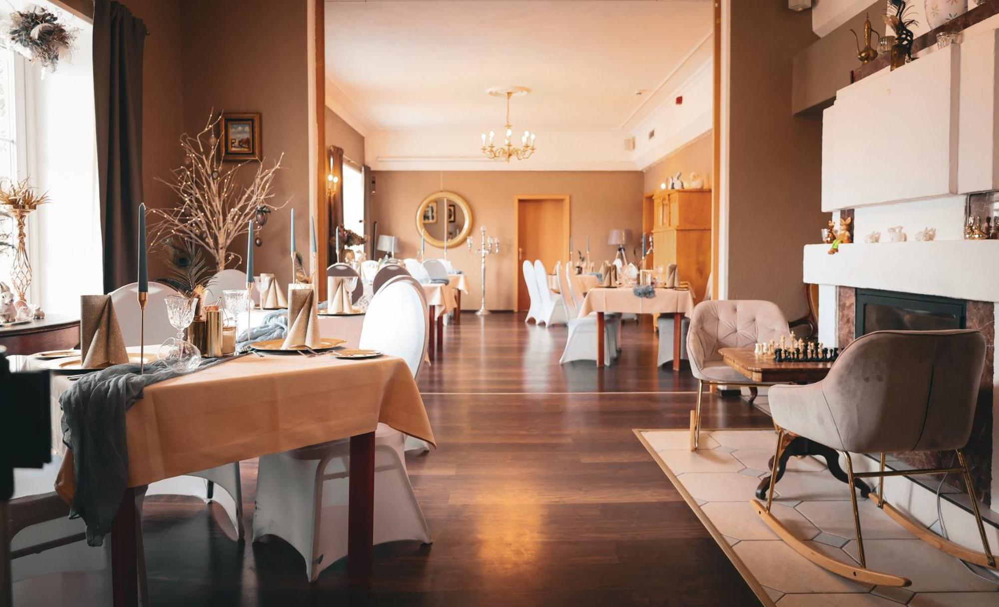 Strandhotel Vier Jahreszeiten Buckow Bagian luar foto